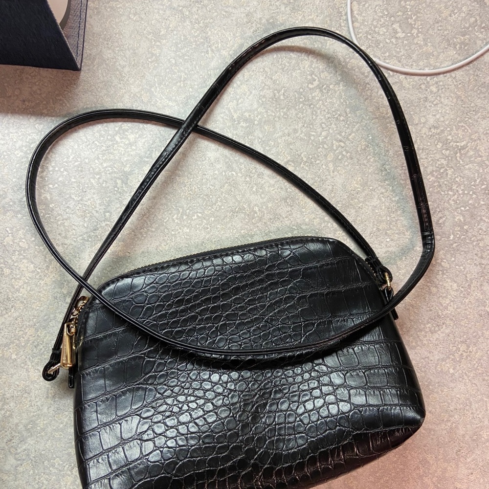 Purse - Picture 4 of 5